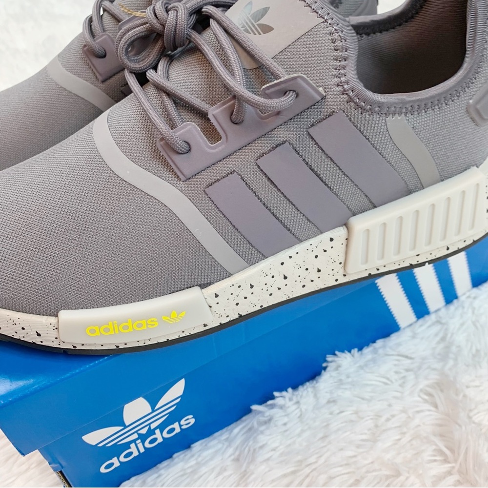 Adidas original NMD R1 Shoes athletic sneakersTrace Grey/Cloud White/Core‎ Black - Picture 11 of 13